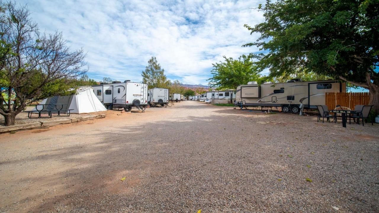 موآب Funstays Glamping Setup Tent In Rv Park #2 Ok-T2 المظهر الخارجي الصورة
